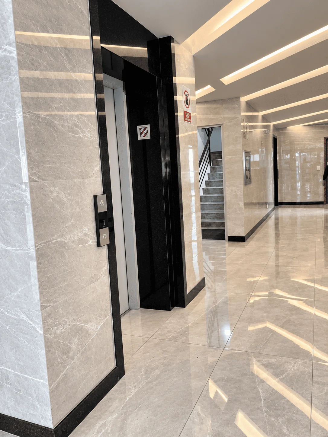 Acabados arquitectónicos en proyecto institucional